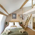 Pavillon Eden - L\'Ecrin - Le Marais